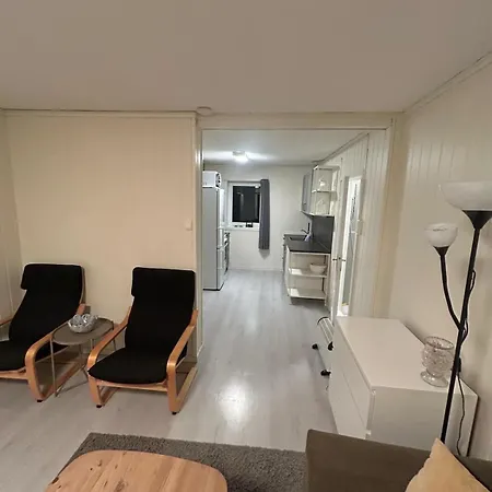 Med 3 Soverom Naer Sentrum *