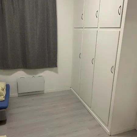 Med 3 Soverom Naer Sentrum Appartement