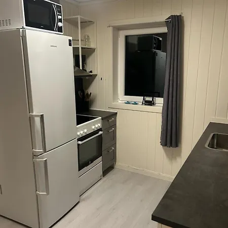 Med 3 Soverom Naer Sentrum Appartement *