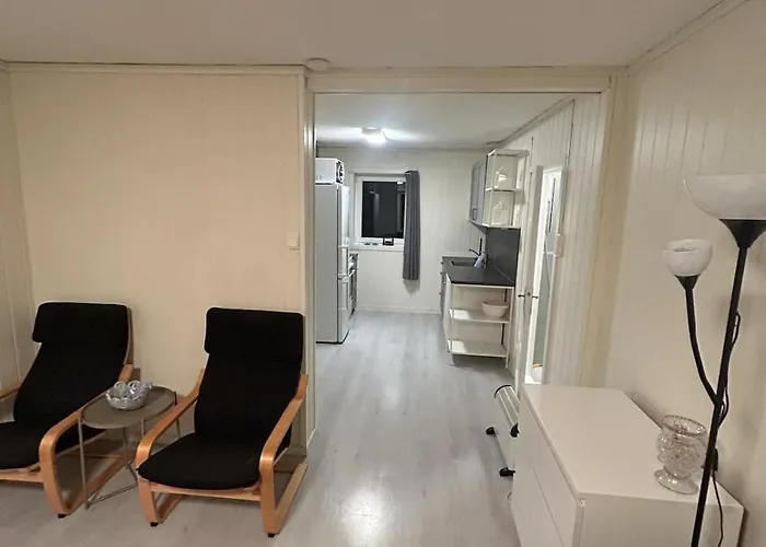 Med 3 Soverom Naer Sentrum *