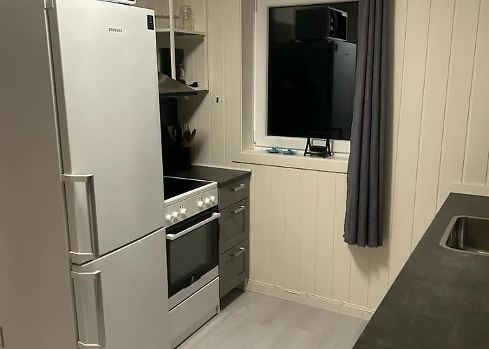 Med 3 Soverom Naer Sentrum דירה *